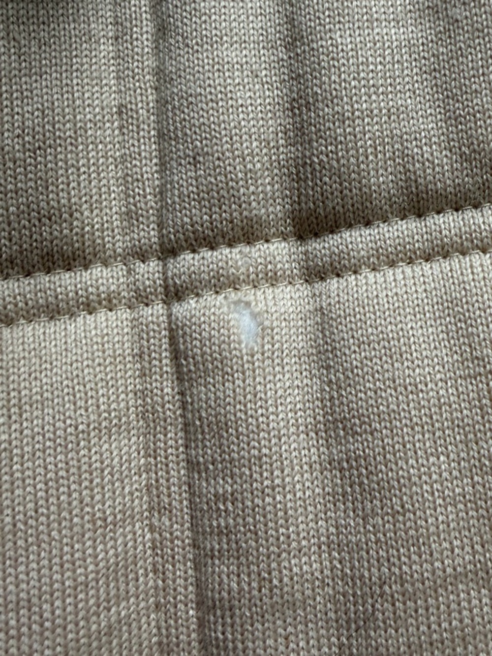 CHANEL Beige Quilted Wool Vest - Picture 5 of 5